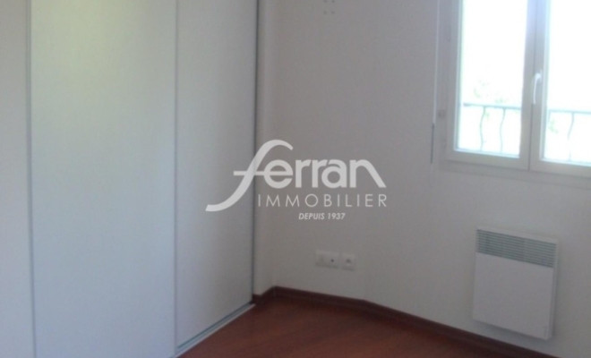 LOCATION D'UN APPARTEMENT 3 PIÈCES À DRAGUIGNAN, Trans-en-Provence, Agence Ferran